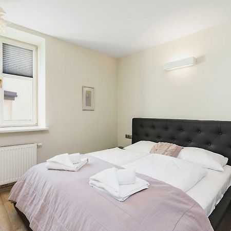 Apartments Cracow Miodowa By Renters クラクフ エクステリア 写真