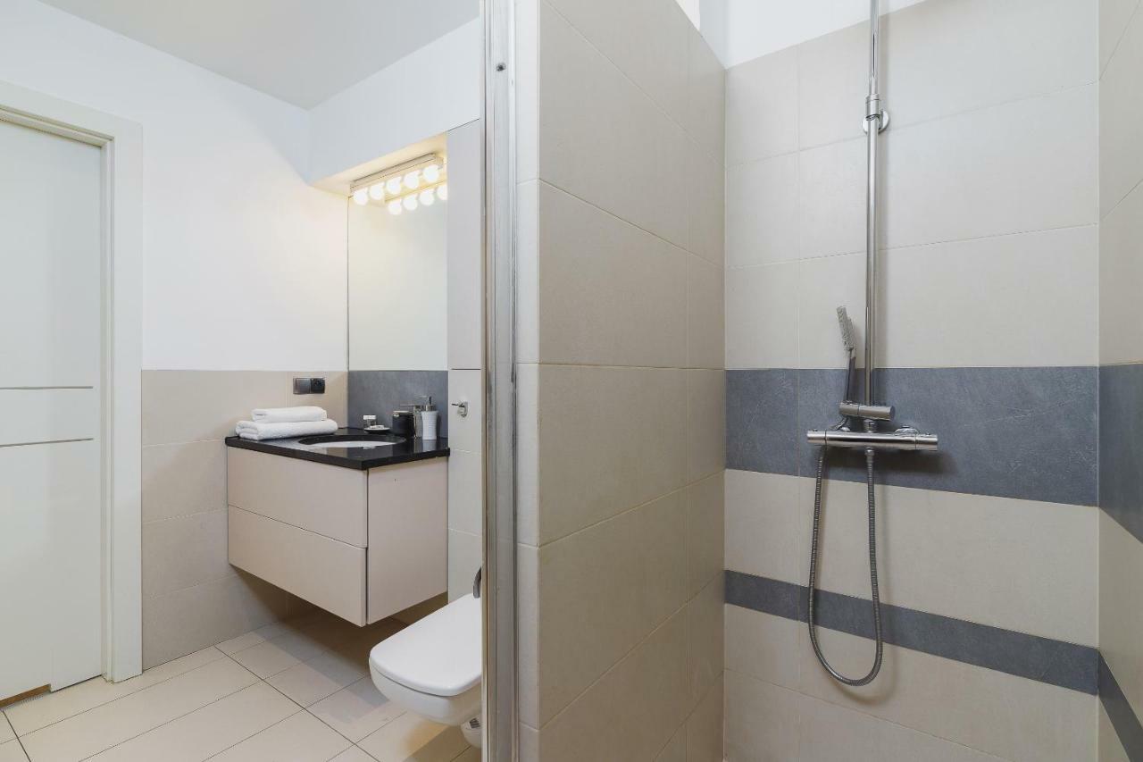Apartments Cracow Miodowa By Renters クラクフ エクステリア 写真
