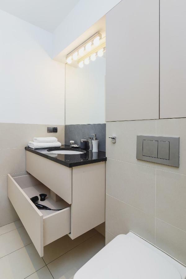 Apartments Cracow Miodowa By Renters クラクフ エクステリア 写真
