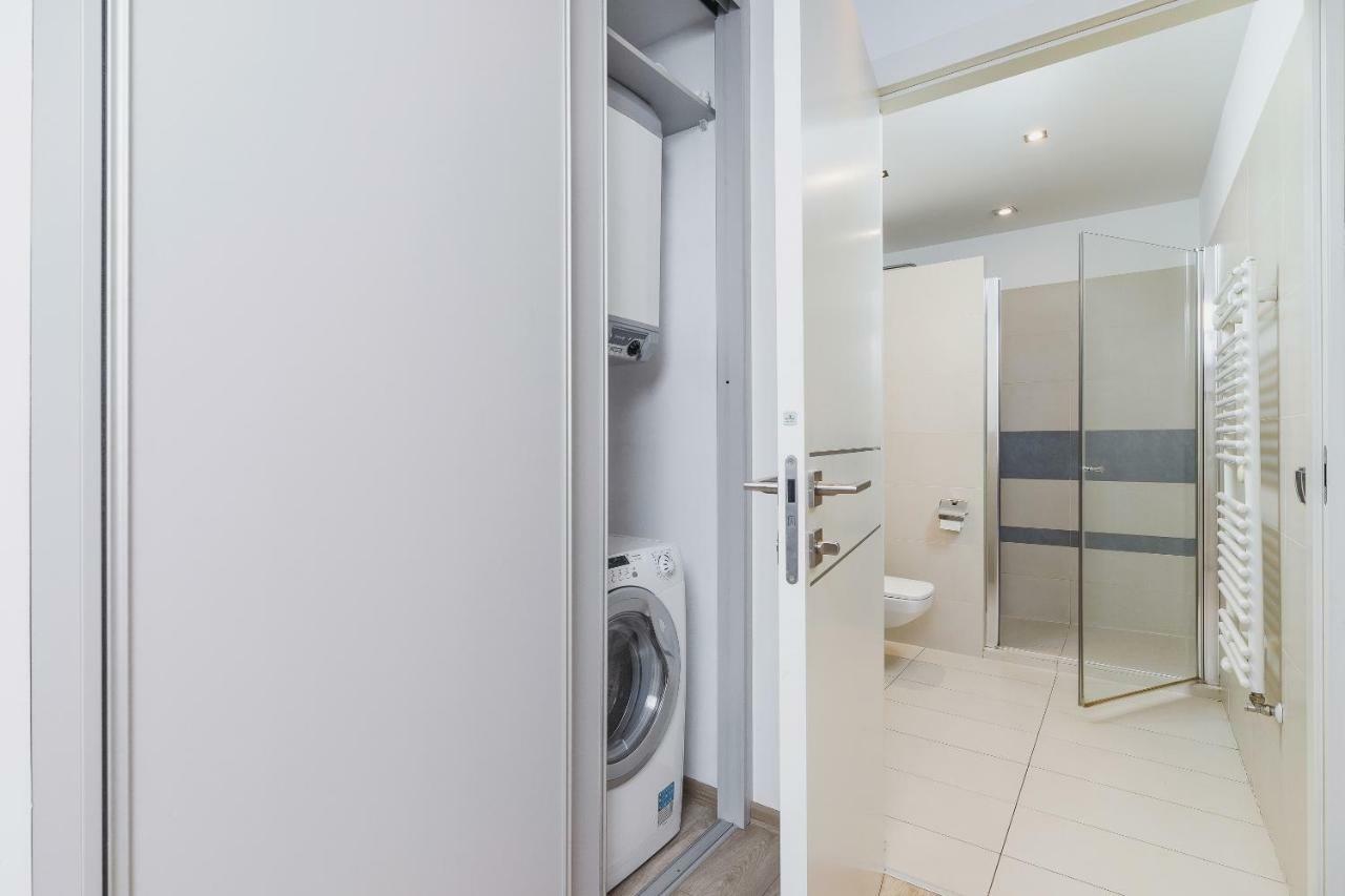 Apartments Cracow Miodowa By Renters クラクフ エクステリア 写真